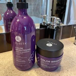 Free with purchase-Purple Shampoo/Hair mask